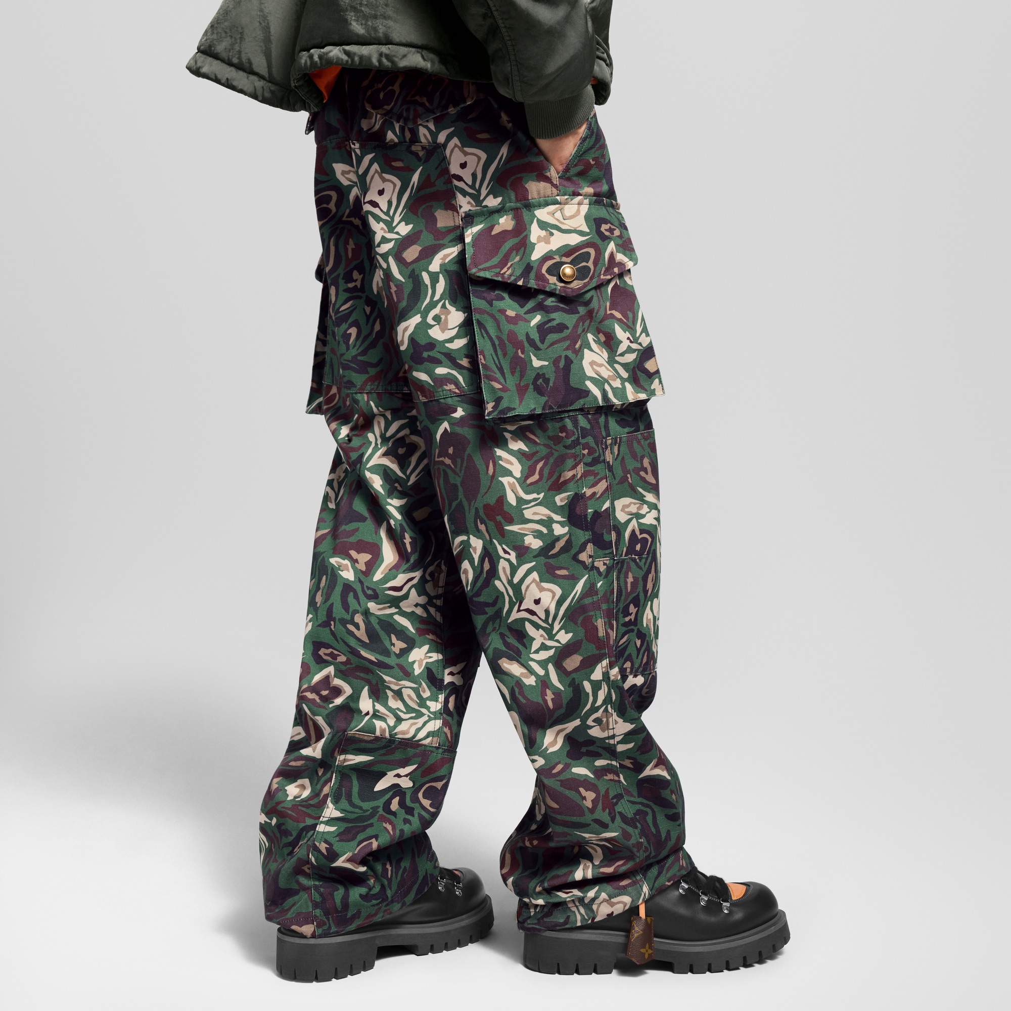 Multi Pocket Cargo Pants - Ready-to-Wear | LOUIS VUITTON